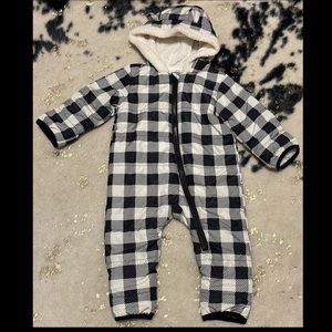 Baby bodysuit